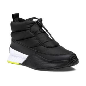 Sorel Out N About III Puffy Zip Boot Black White Waterproof Nylon Size 7 NWOB